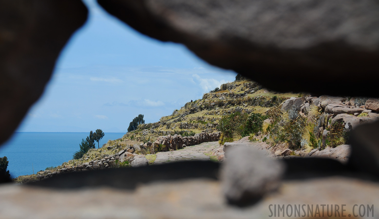 Lake Titicaca [60 mm, 1/250 sec at f / 8.0, ISO 100]